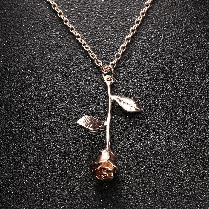 Delicate Rose Flower Pendant Necklace